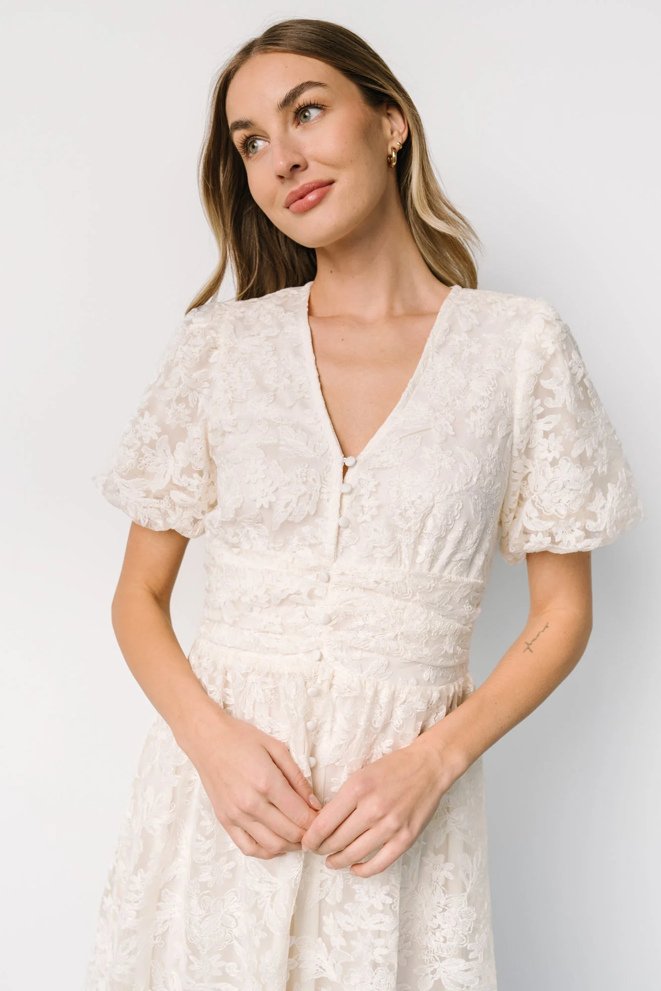 Edwina Lace Dress | Vintage Cream - Meetpaco
