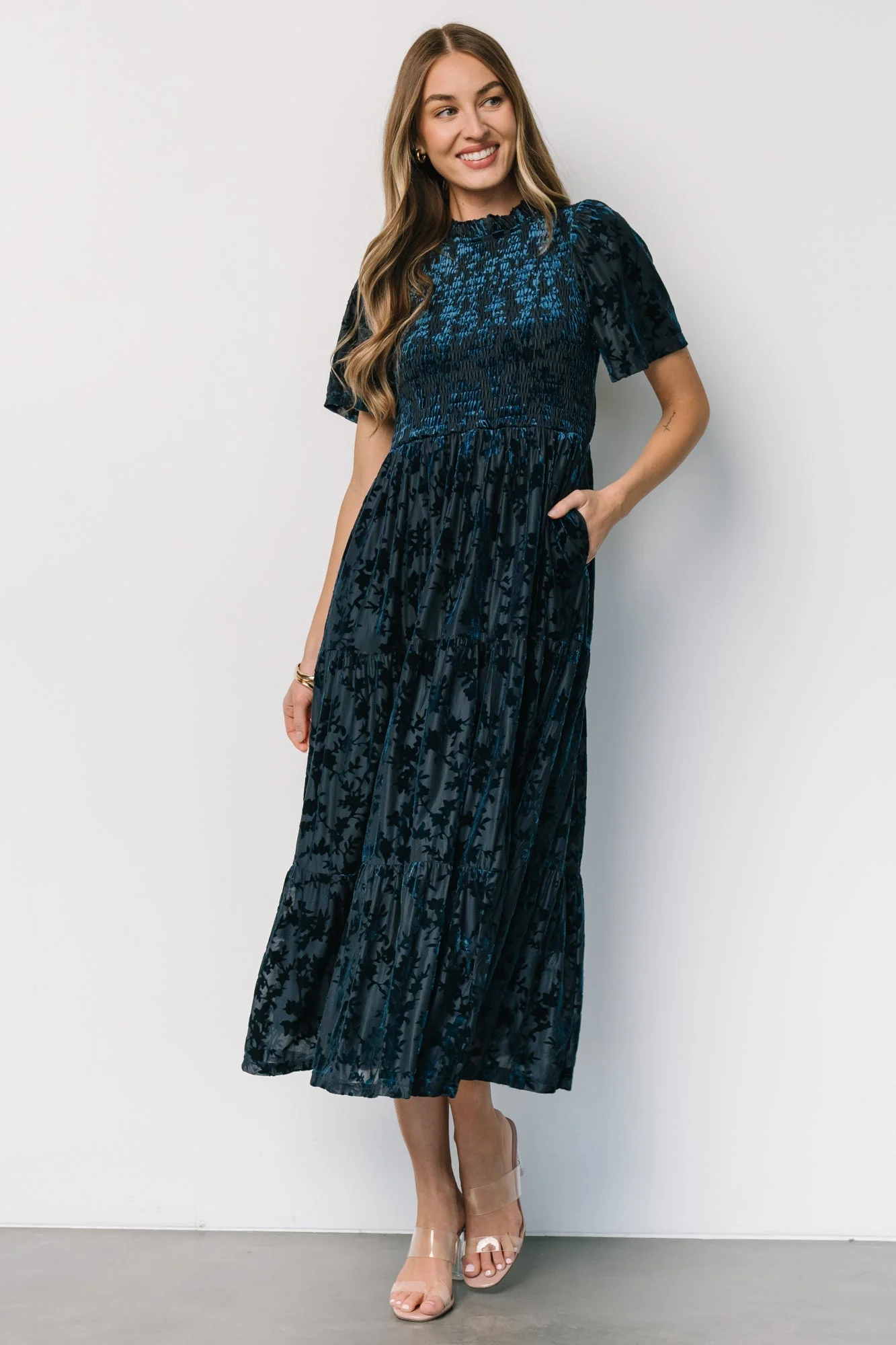 Callen Smocked Velvet Dress | Deep Blue - Meetpaco