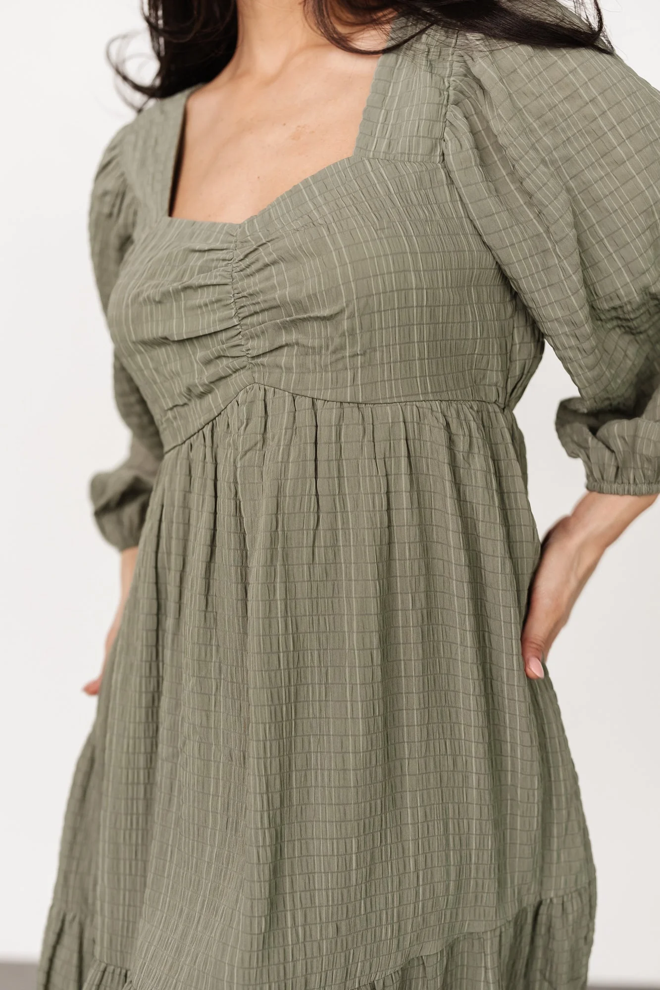 Vaeda Midi Dress | Olive - Meetpaco