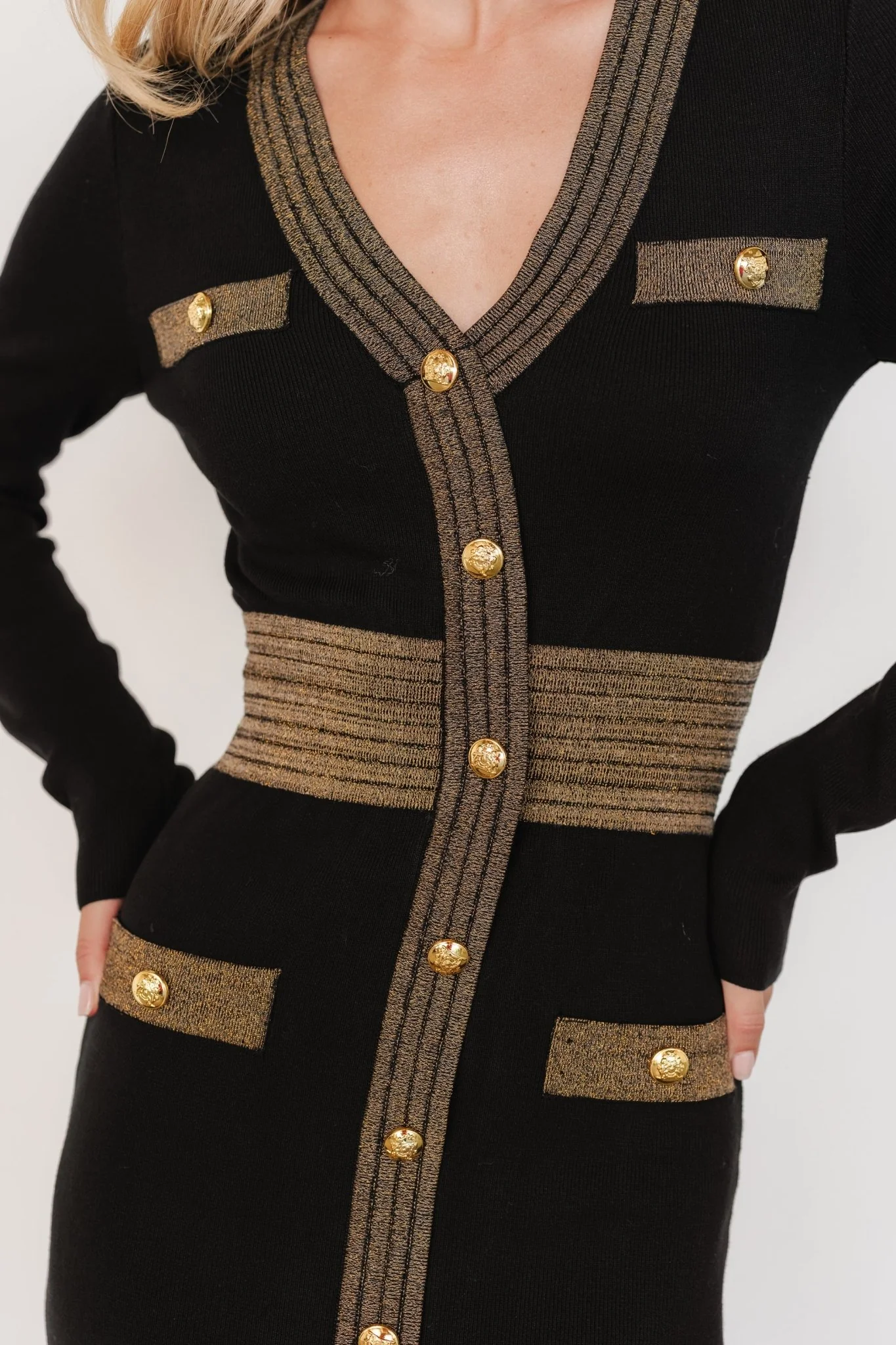Birgitta Ribbed Sweater Dress | Black + Gold - Meetpaco