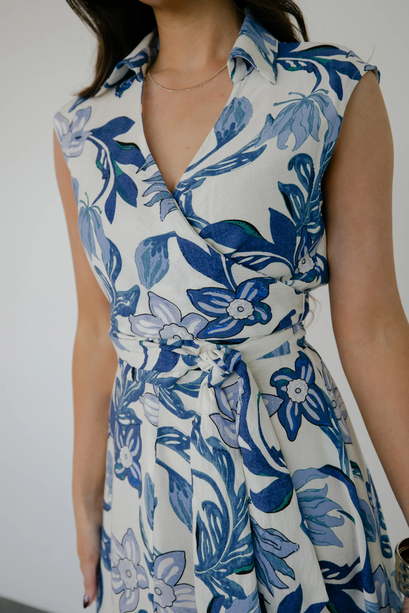 Almeria Maxi Dress | Ivory + Blue Floral - Meetpaco