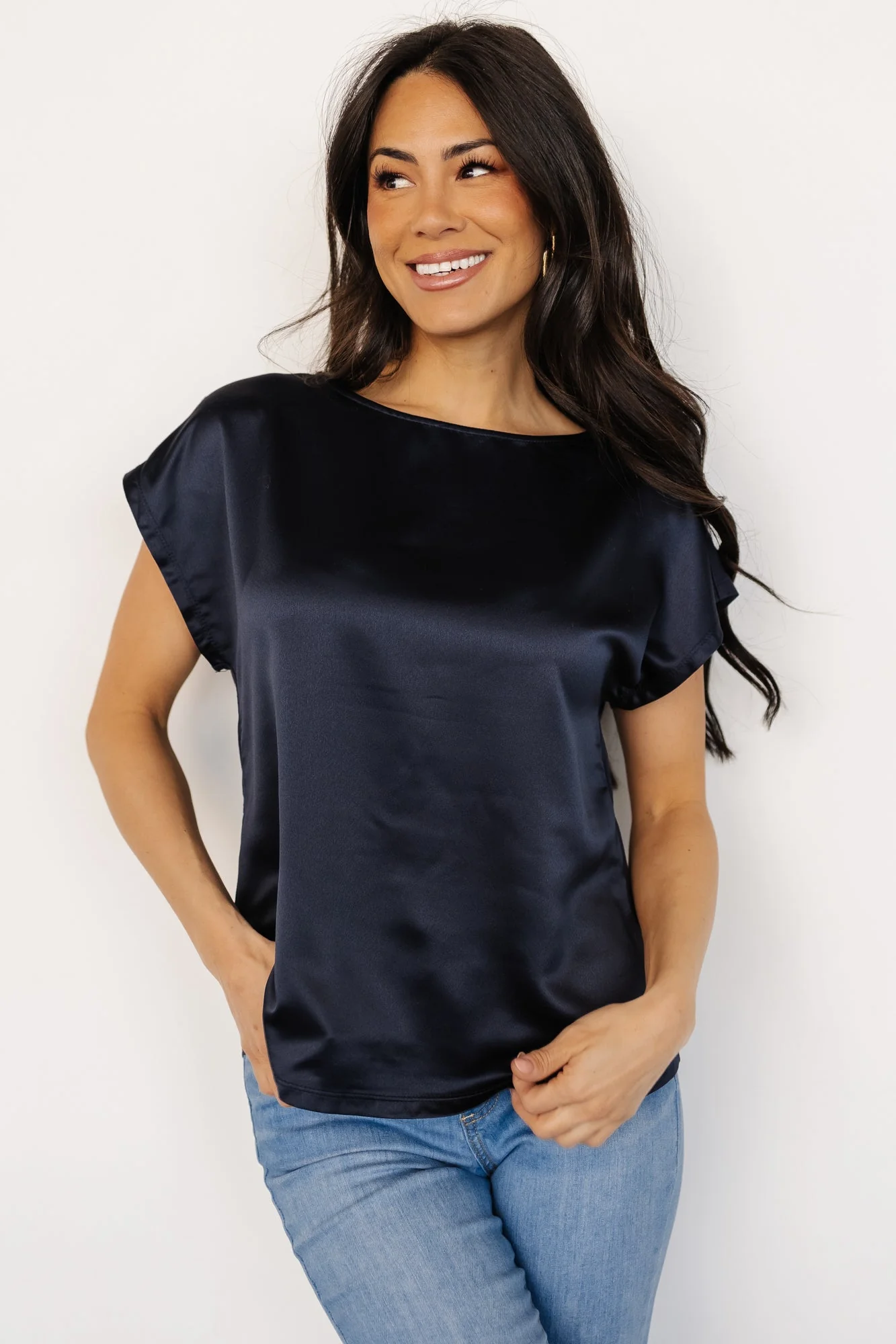 Leonie Satin Top | Navy - Meetpaco