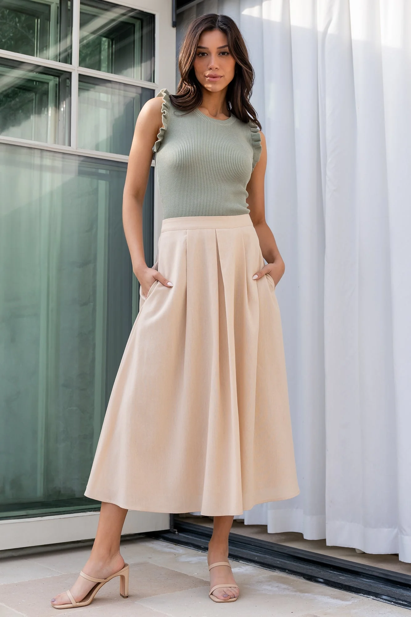 Katie Pleated Midi Skirt | Natural - Meetpaco