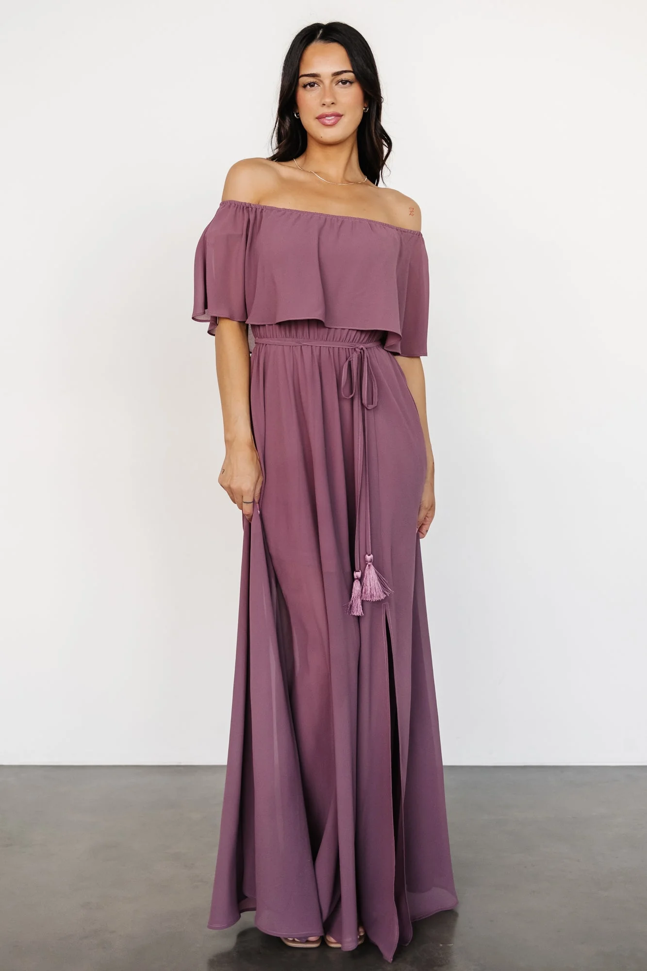 Victoria Off Shoulder Maxi Dress | Vintage Plum - Meetpaco