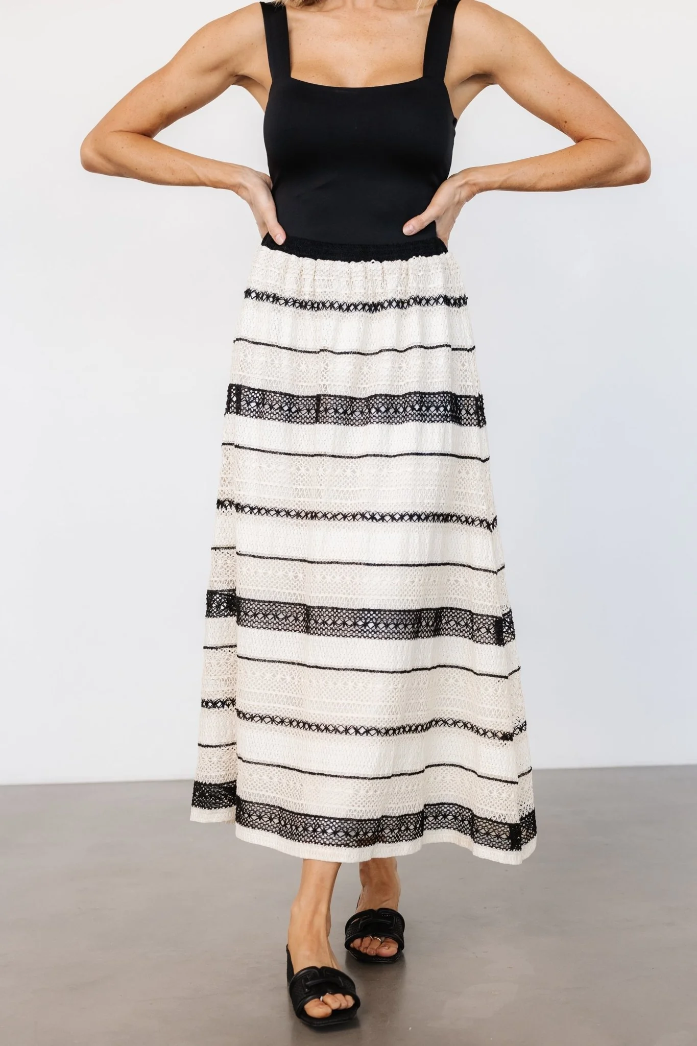 Alondra Woven Skirt | Cream + Black - Meetpaco