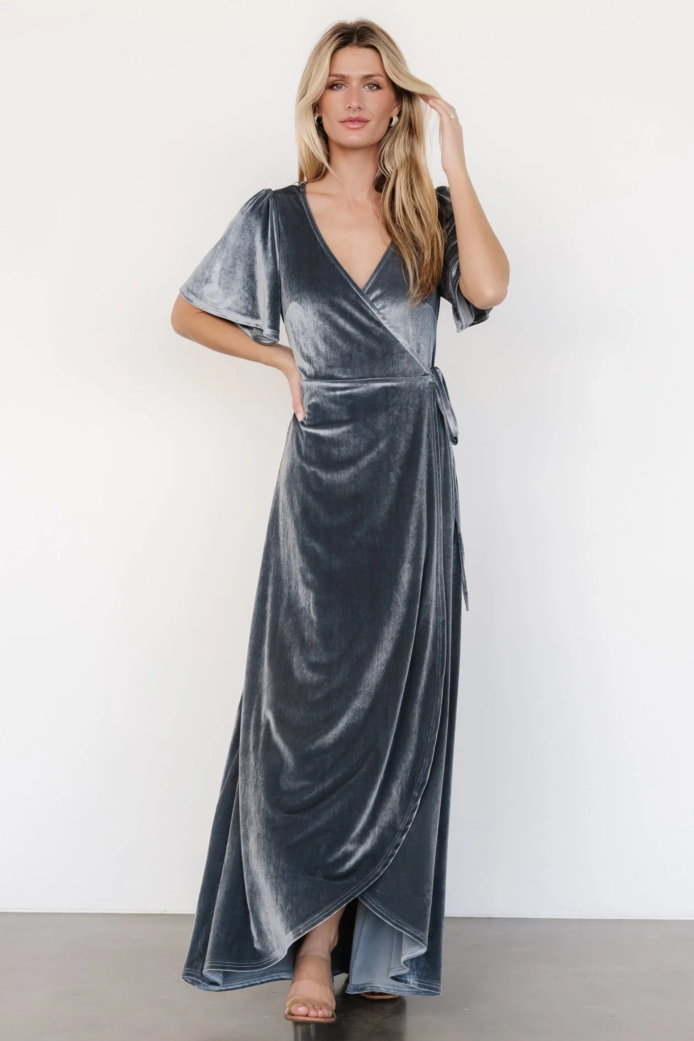 Katelyn Velvet Maxi Wrap Dress | Dusty Blue - Meetpaco