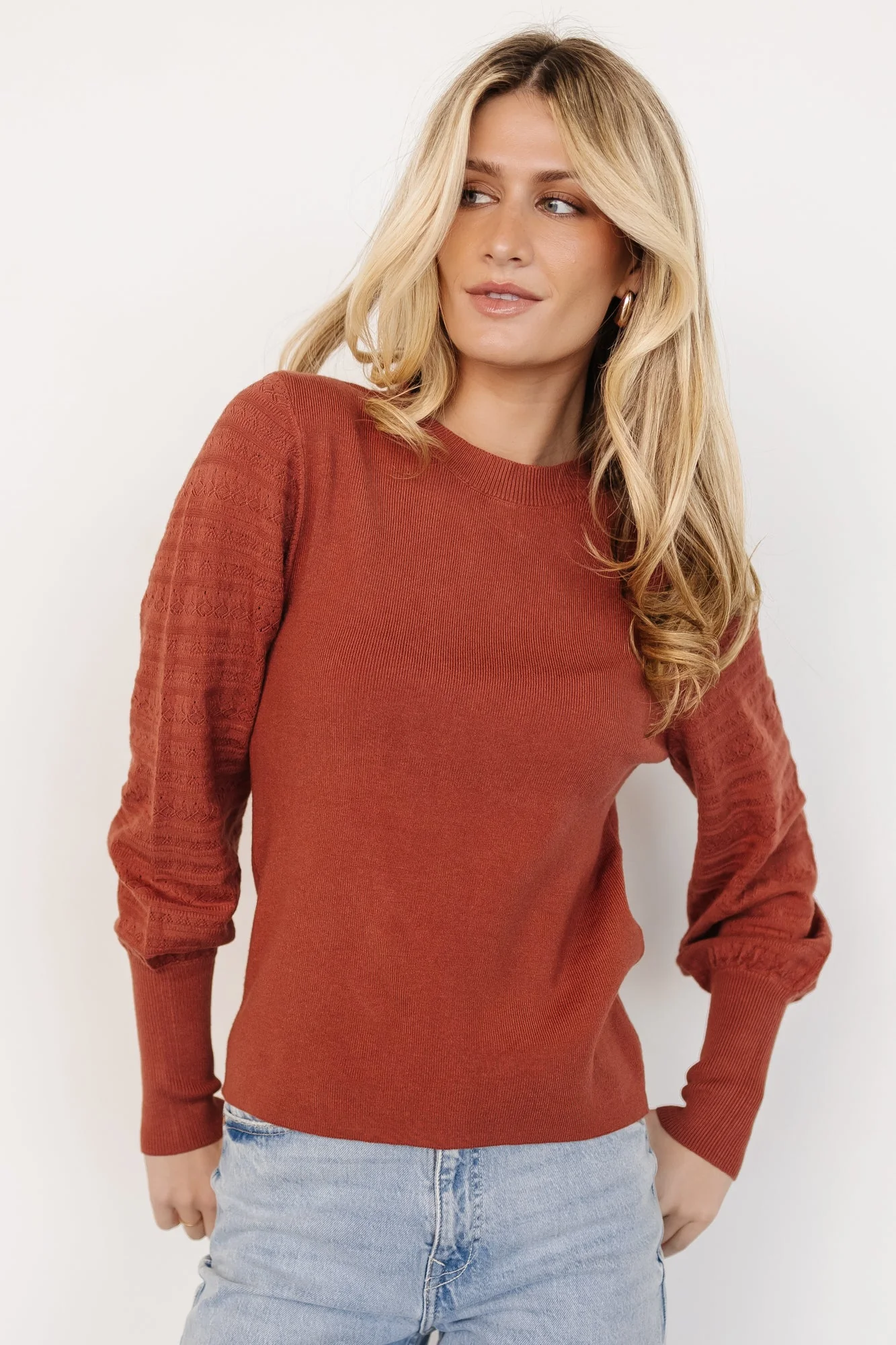 Jens Sweater Top | Brick - Meetpaco