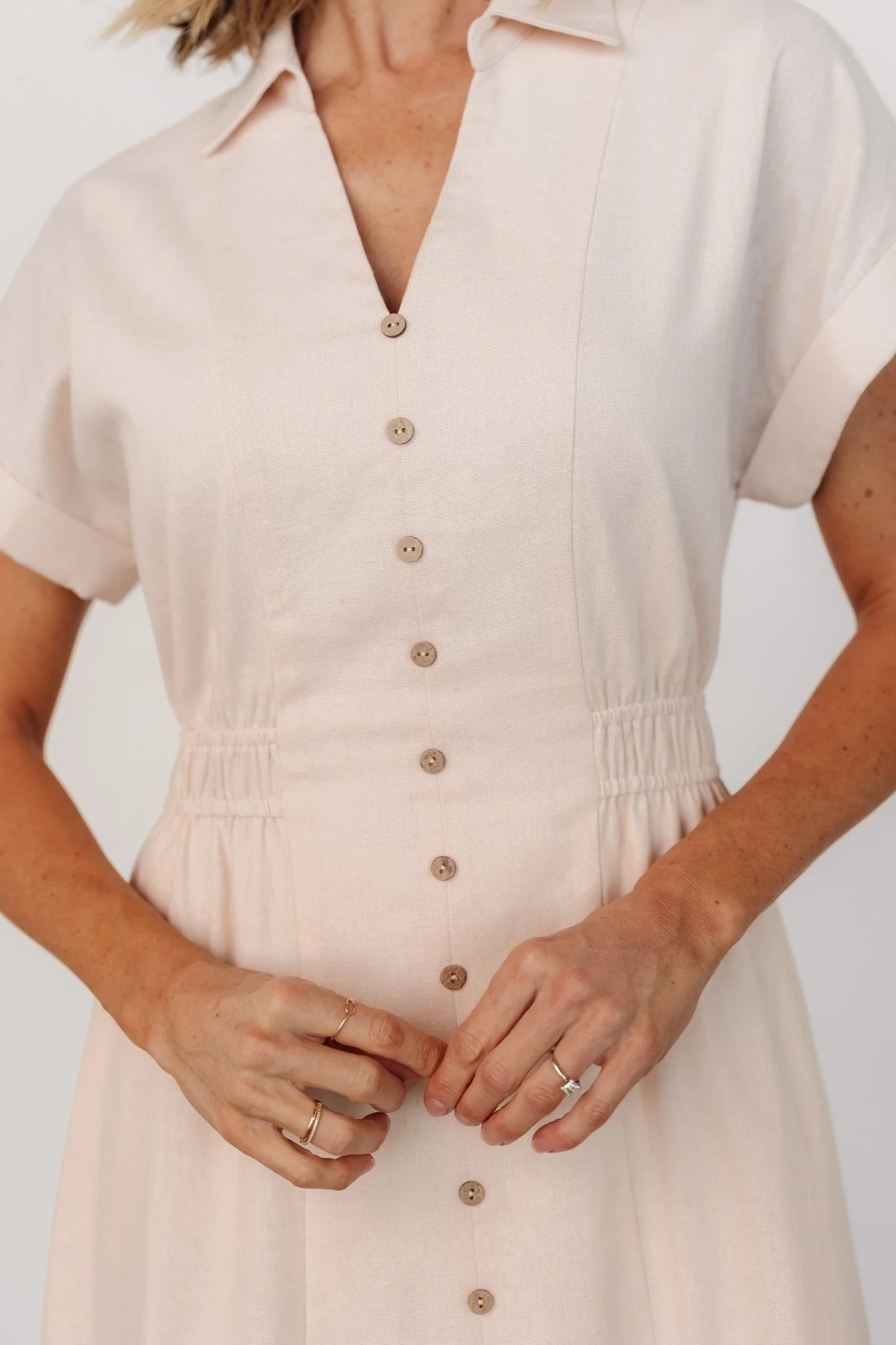 Larah Button Dress | Natural - Meetpaco