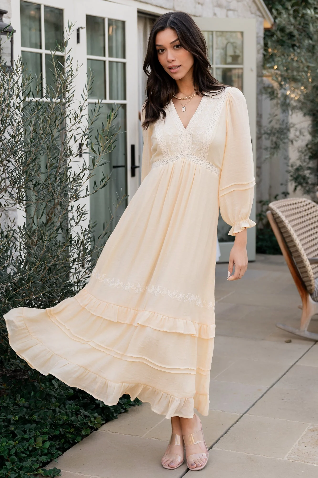 Amberlee Embroidered Dress | Cream - Meetpaco